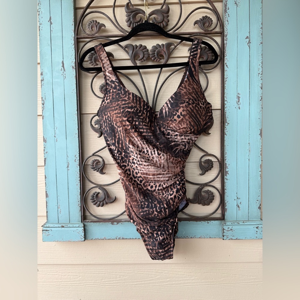Miraclesuit SZ 14 Savannah Brown Tigris It’s a Wrap One Piece Swimsuit EUC